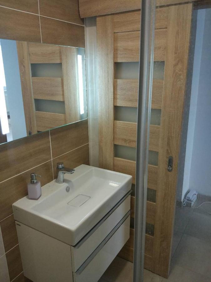 Moderny Apartman S Krbom A Klimatizaciou Prešov Buitenkant foto