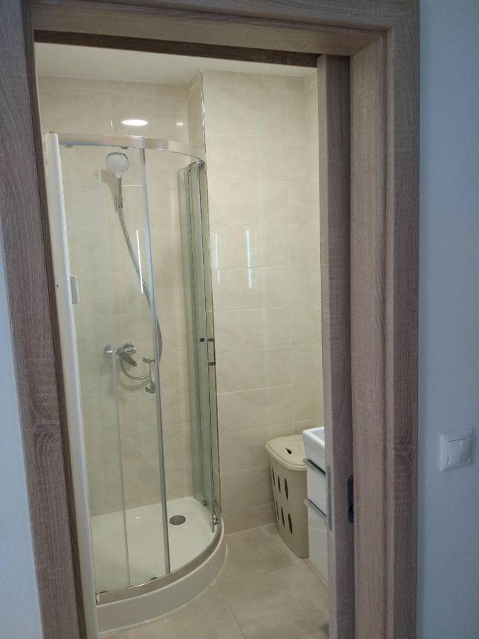 Moderny Apartman S Krbom A Klimatizaciou Prešov Buitenkant foto
