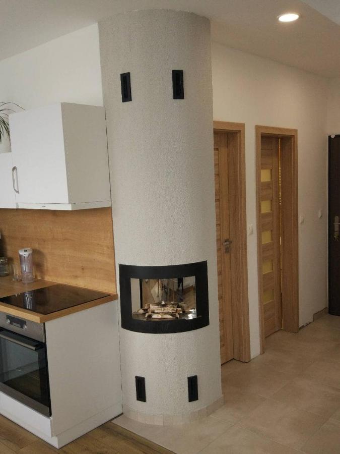 Moderny Apartman S Krbom A Klimatizaciou Prešov Buitenkant foto